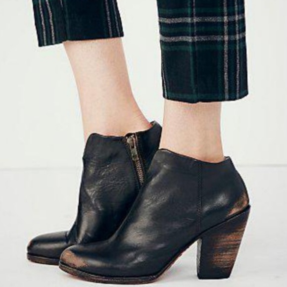 Freebird by Steven Shoes - Freebird by Steven Black Detroit Booties